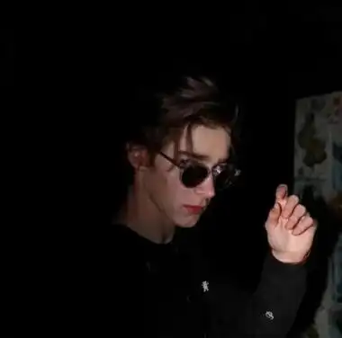 6686体育app钻石作者Oliver