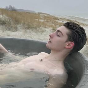 6686体育app铜牌作者Winston