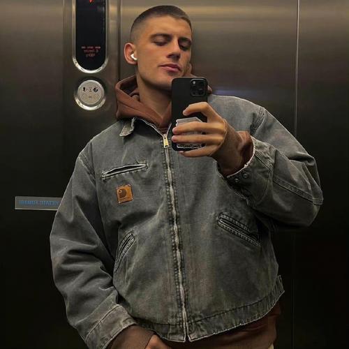 6686体育app首席作者Ivor