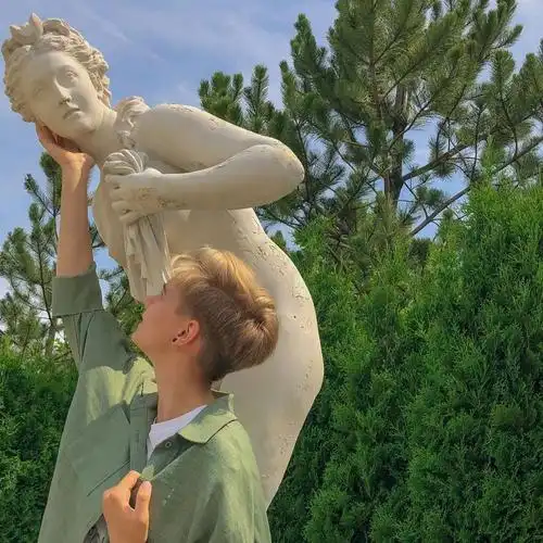 6686体育app中级作者Octavia