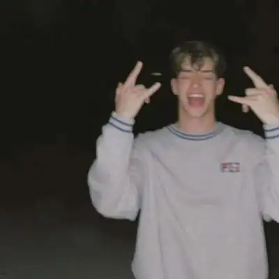 6686体育app钻石作者Alistair