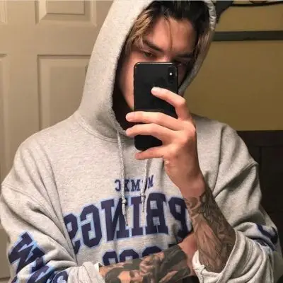 6686体育app铁牌作者Finley