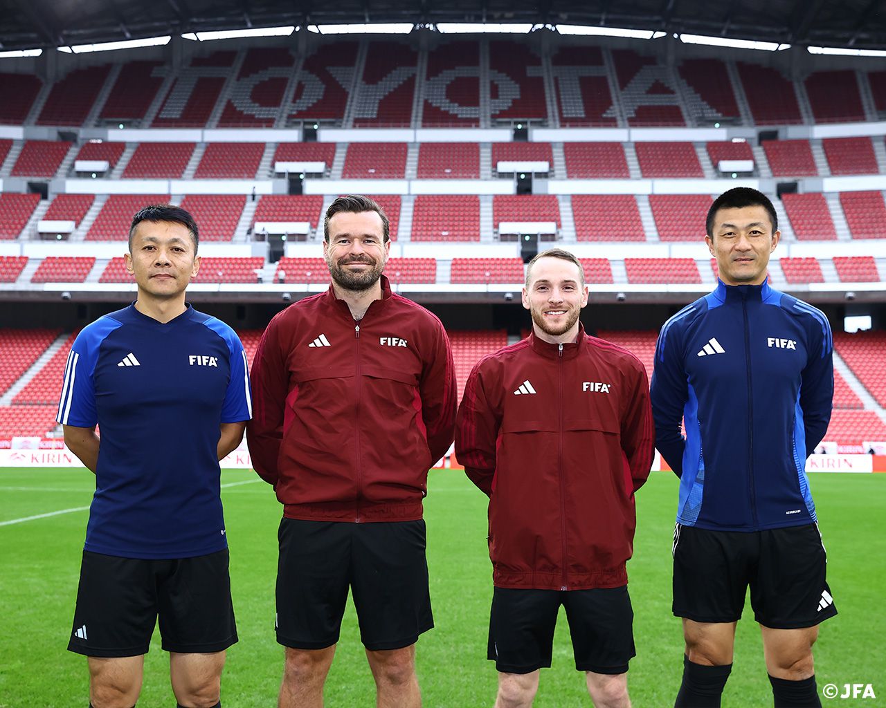 官方：傅明担任日本vs加纳第四官员，马济担任助理裁判员